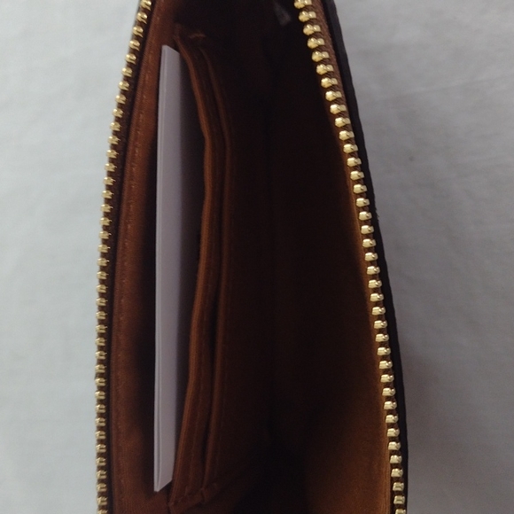 Coach wristlet - Picture 4 of 5
